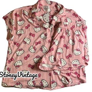 Hello Kitty pink striped 2pc pajama set Shorts  L